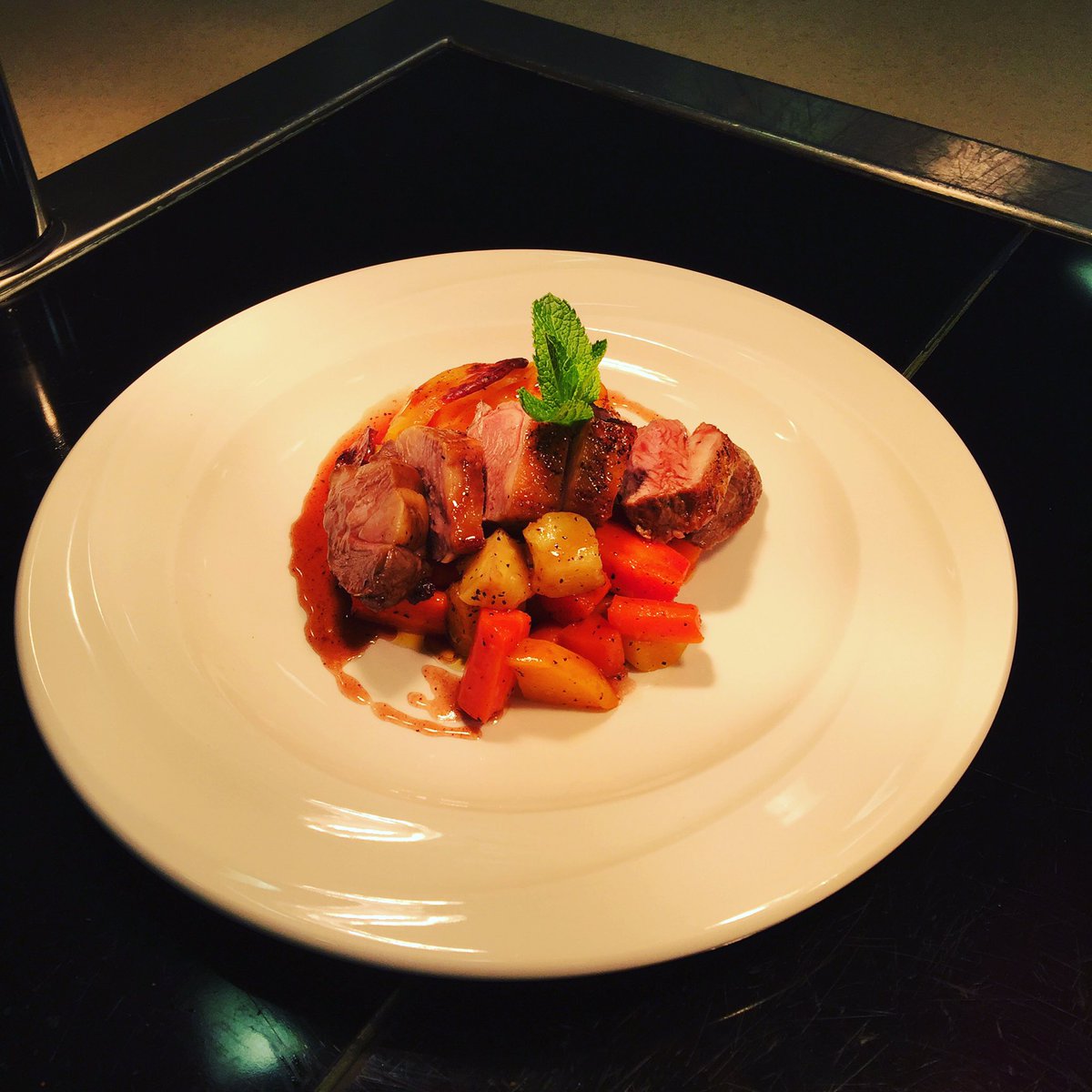 Lunch for the independent school heads for the local region <a href="/kevinfear/">Kevin Fear</a>  @NottsHigh