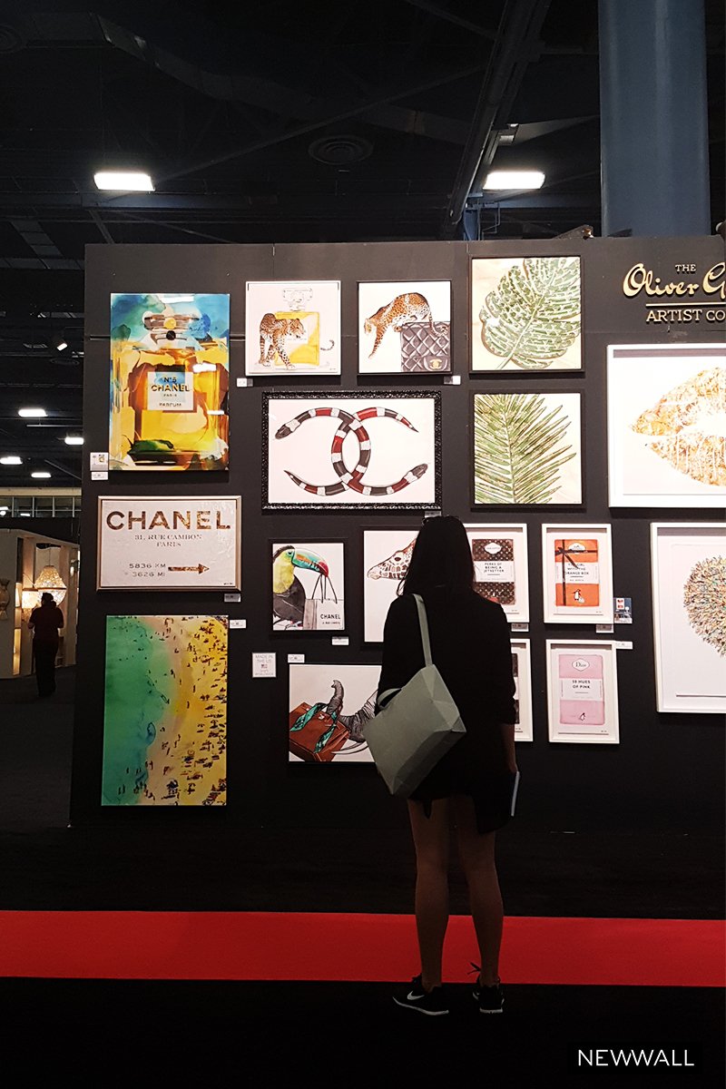 NewWall_Inc's tweet photo. NewWall at @MaisonObjet: Admiring pop culture-inspired framed art by @OliverGalArt #MO16 #MOAMERICAS #interior https://t.co/eE8D10Loeq