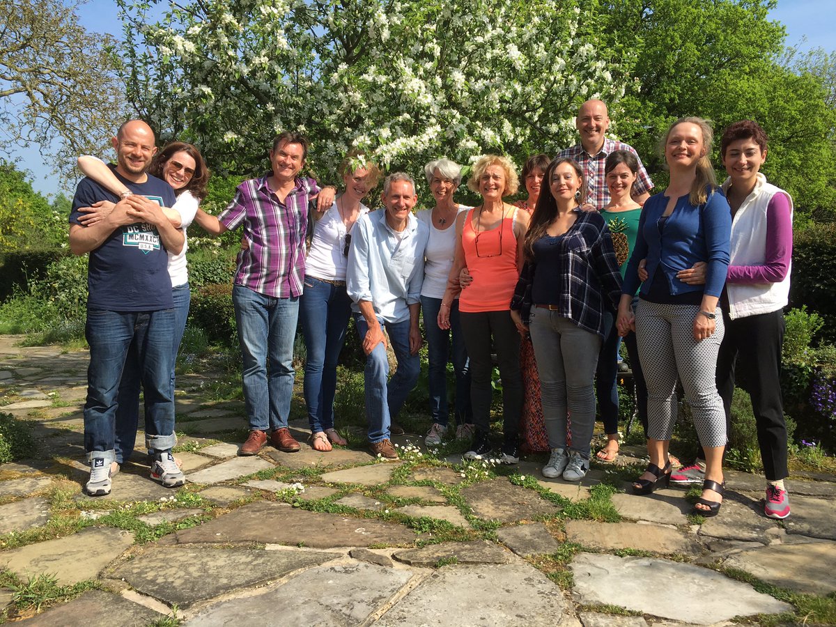 Ed_Twp's tweet image. A delightful end - thank you to new graduates of our Practitioner programme #systemiccoaching #constellations