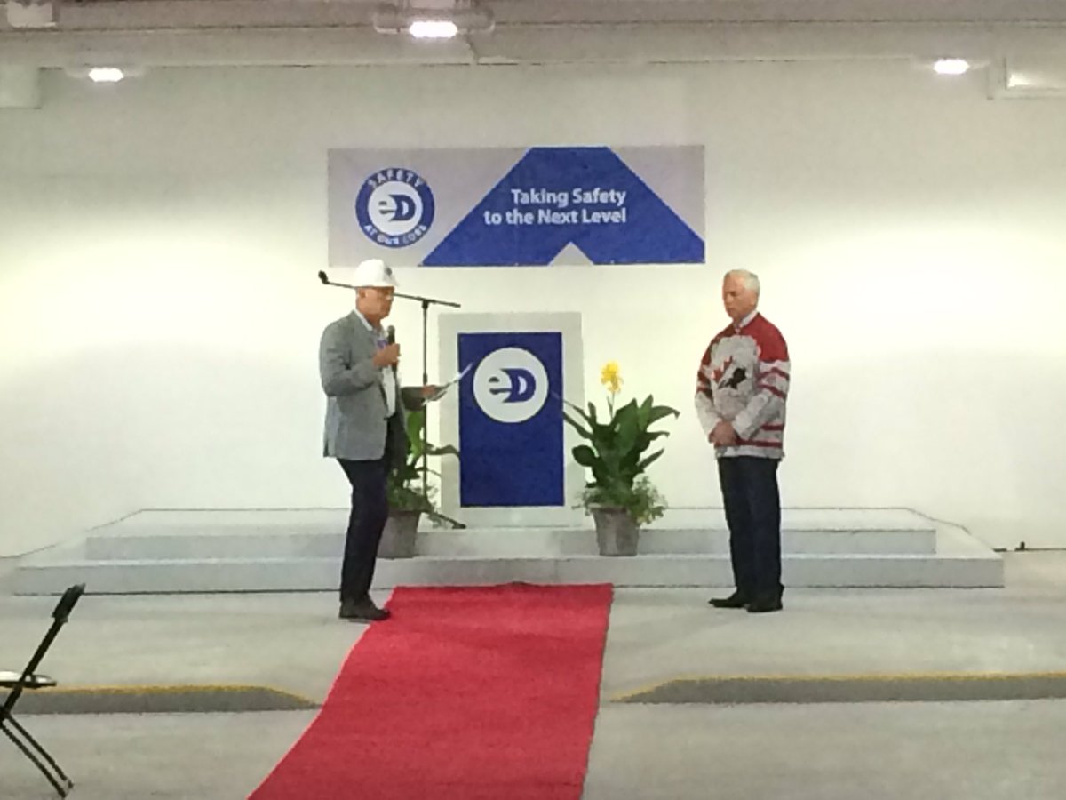 krosselellisdon's tweet image. Great day at our Yorkdale Jersey of Courage event! Huge Thanks to our Yorkdale team! #mysafework #ellisdon