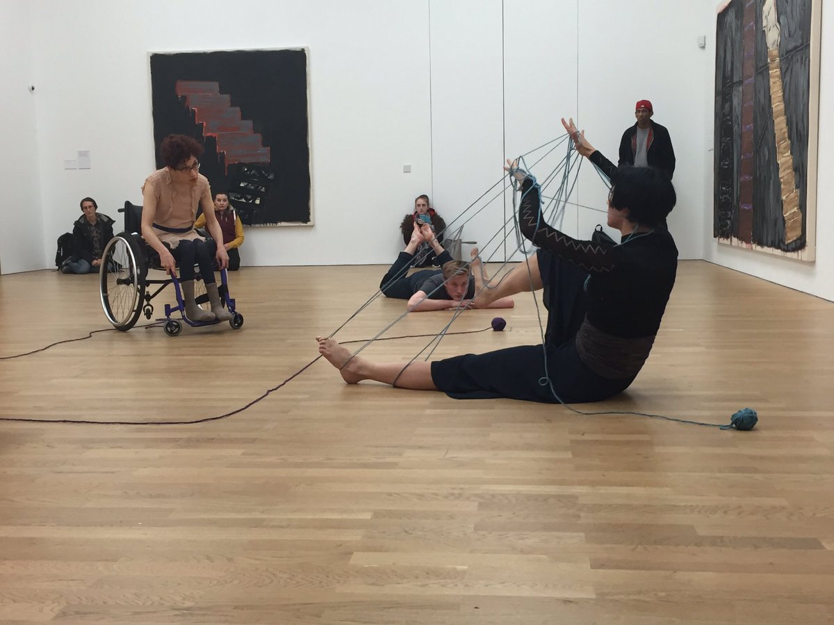 Robyn Nicholson tweet media