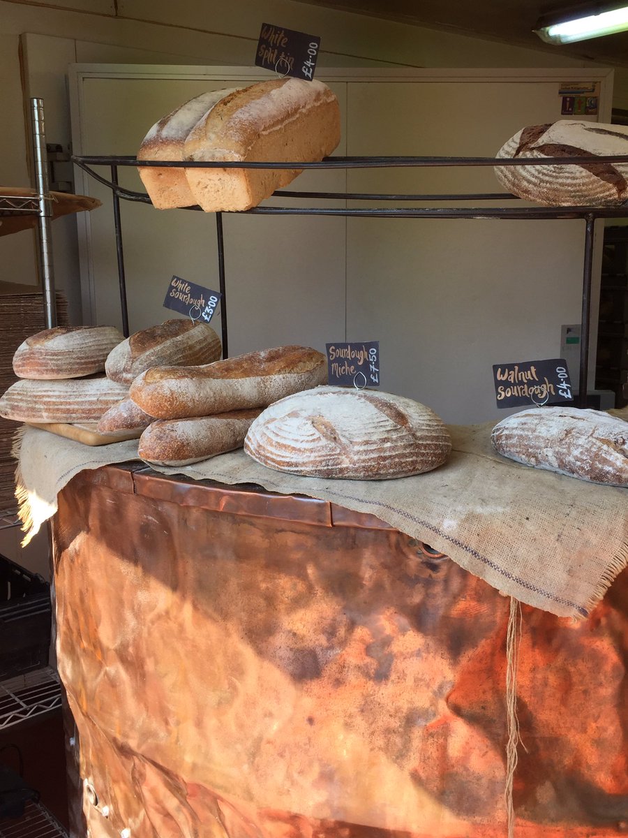 CuffComms's tweet photo. V informative chat with @lovinglyartisan earlier, keep us posted on #gluten neutral! https://t.co/iND5M5Ksji