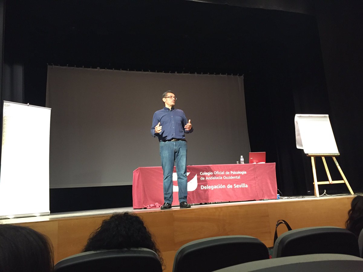 Sonia_GarridoM's tweet photo. "Sin nuestro trabajo como coaches, otros no mejorarán su vida". Josepe García. @vive_coaching6 #vivecoaching6 https://t.co/KFxfbxam5K