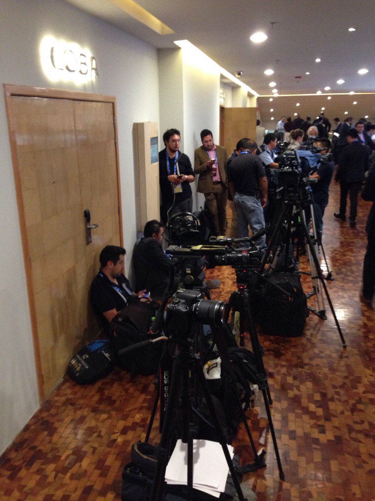 fotojbarrera's tweet photo. Bastante prensa para conferencia de #Comcacaf @estoenlinea @Salvadoraguil67 @huescarafa @MiguelElDelEsto https://t.co/XvwEgJu4Cn