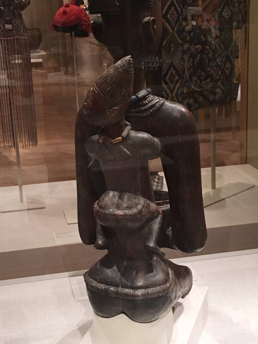 GameOn_Chicago's tweet image. #ButtSeriously #ButtHunt @MuseumGameNight Abogunde of Ede "Female Figure with Offering Bowl" (2butts)