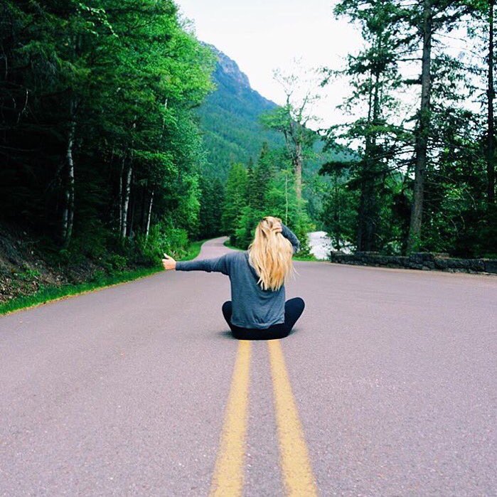 ALISHAMARIE's tweet photo. middle of nowhere 🌎 https://t.co/q45aw1FlAr