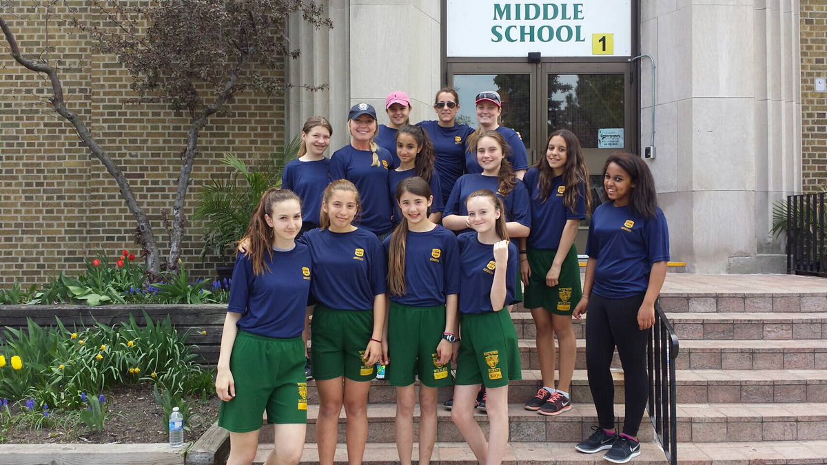 iCop54's tweet image. Lead the Way sporting new @COPSandKIDS shirts! Ran 4:32km! Three weeks out from race day! @TPS54Div @TorontoPolice