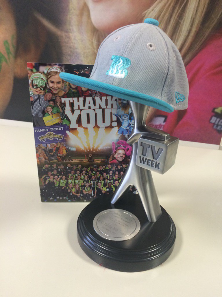AnthonyEverard5's tweet photo. This little guy came to visit in the office today. We gave him a hat. #BBL05 #Logies2016 https://t.co/pg67LfkFI3