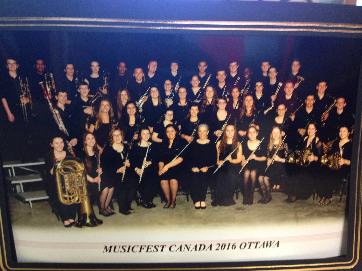 RachelleFerron's tweet image. OR pour l&apos;Orchestre à vent sénior de l&apos;école secondaire catholique Béatrice-Desloges. @musicfestcanada #MFC2016 👏🏻🏆