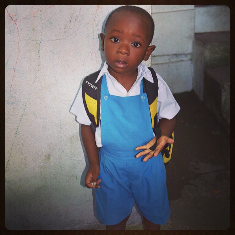LearningLarge's tweet photo. What!? You don't know about @LearningLarge!? They got me this outfit 🍎 #charity #educate #haiti https://t.co/DWdz8puIua
