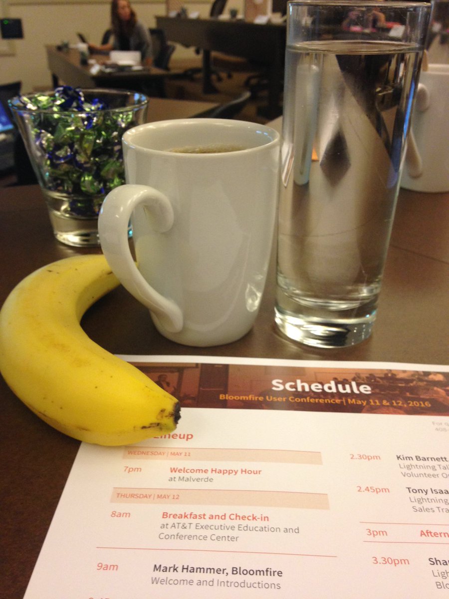 TaraCurrier's tweet photo. Alright, I'm ready for the rest of this day now. #caffeinepickmeup #snacktime #bloomfire16 https://t.co/DF9L6ctuua