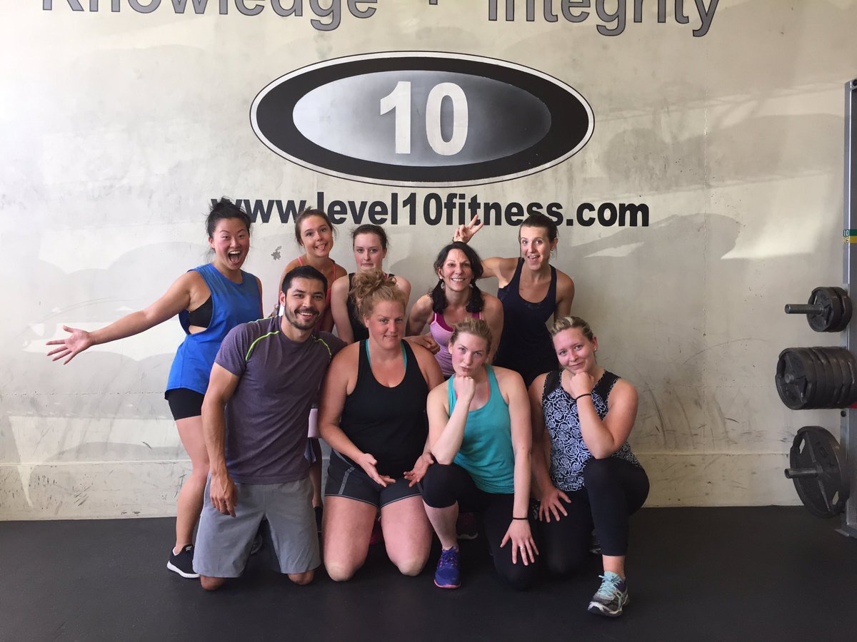 level10fitness's tweet photo. Killer session with the #lululemonPKR crew today as they near the end of their #sweatchallenge @lululemonYVR https://t.co/3DkNjila0K