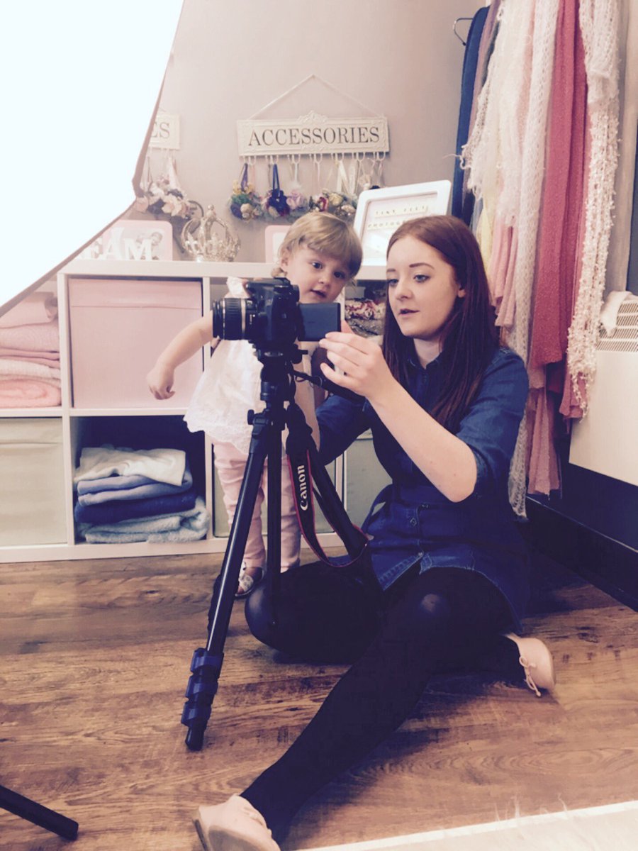 ChloeMAmbrose's tweet photo. Super cute evening filming a promotional video for Tiny Feet Photography ๐ถ๐ผ๐๐ท #newmedialincs #lincoln #mediagraduate https://t.co/sQujAH9aXh