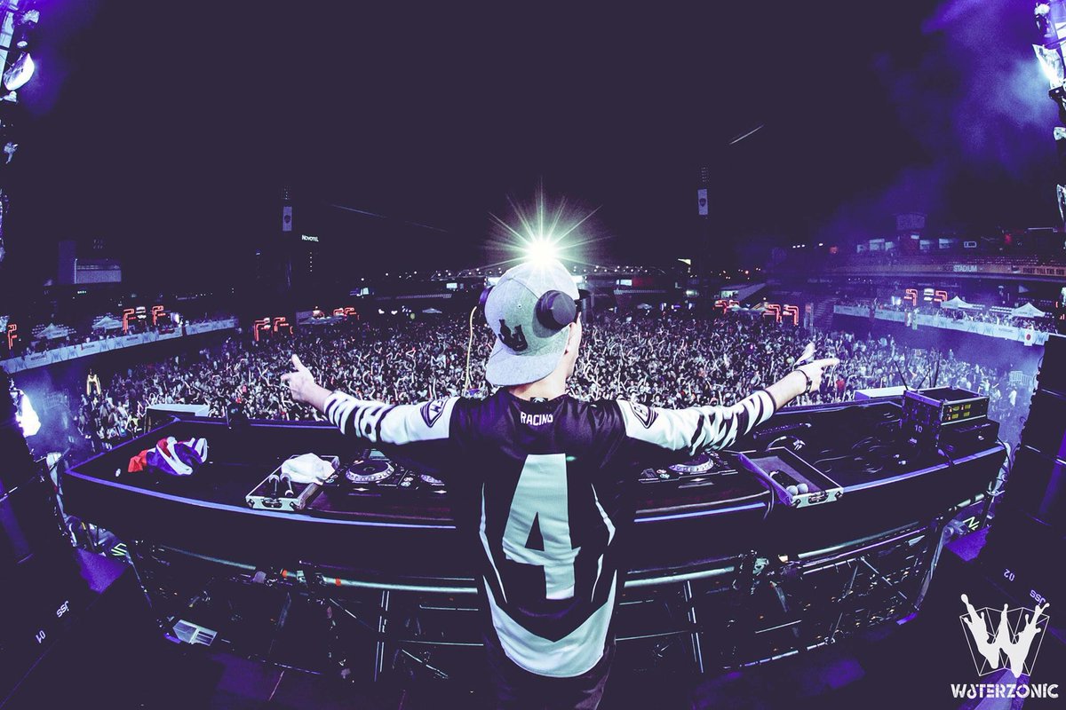 nastytrash's tweet photo. Wiwek, Wiwek, Wiwek! Coming to zurich on 28th of May 🌴🌴🌴 @WiwekDJ @haertereiclub #JungleTerror #LionKing https://t.co/Ub0MLL7VJz