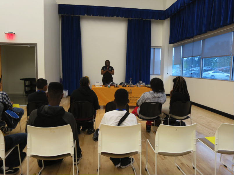 #Arkansas Middle and #highschool students recently had some fun with #science at <a href="/pulaskitech/">UA - Pulaski Tech</a> #STEM day.