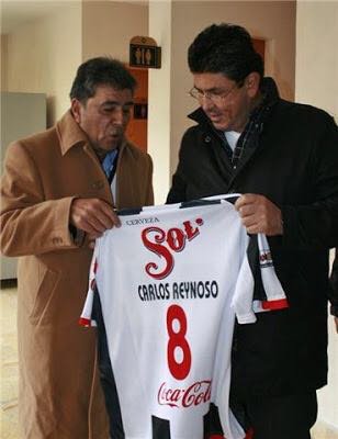 fidelkugra's tweet photo. Gracias Amigo por las 2 liguillas y esa COPA , espero pronta recuperación de tu Rodilla https://t.co/GxQTUooRSg