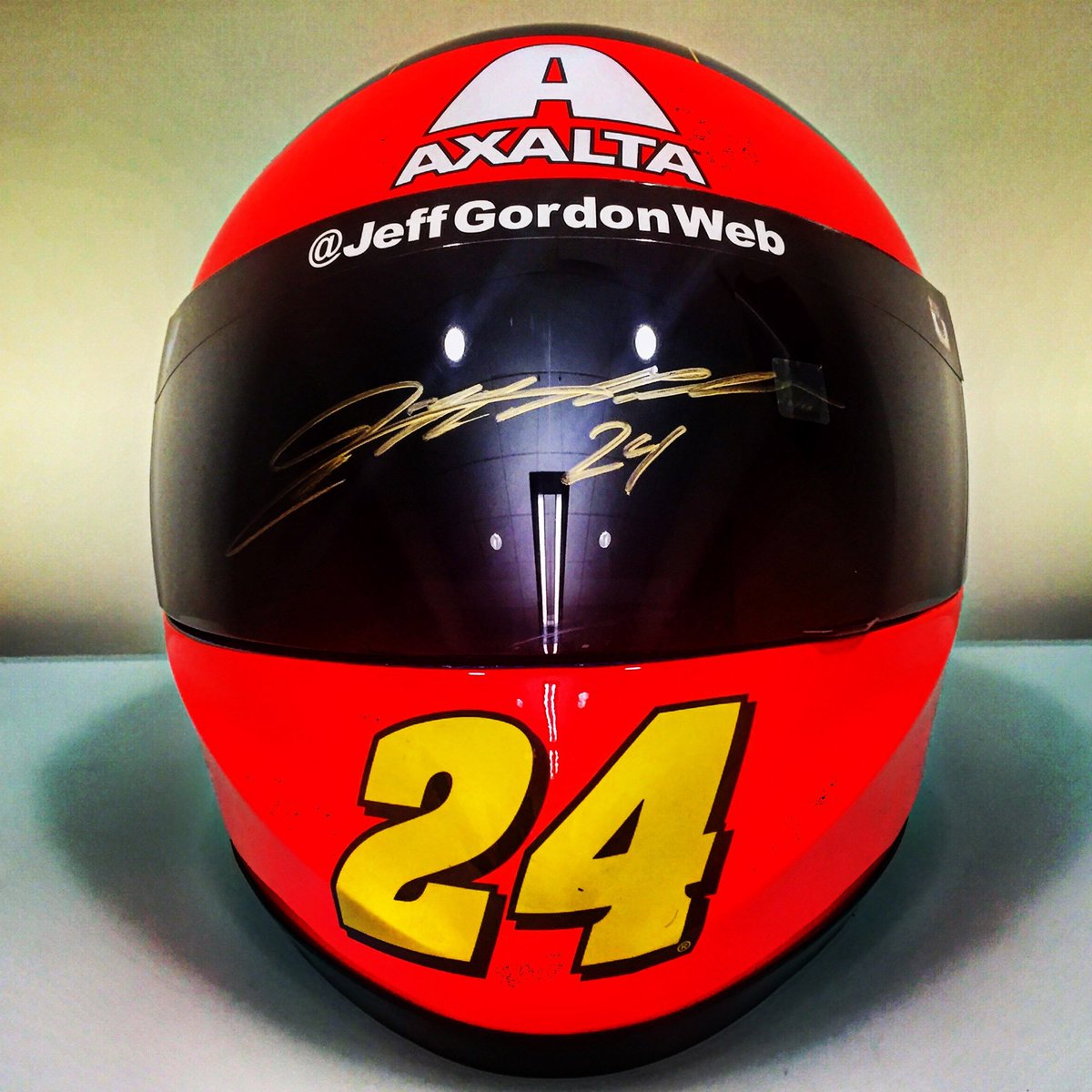 JeffGordonWeb's tweet photo. Have you entered to win this autographed @AxaltaRacing rainbow replica helmet -> https://t.co/8LdaZrXW6b? #TeamJG https://t.co/1gfNCKEmxK