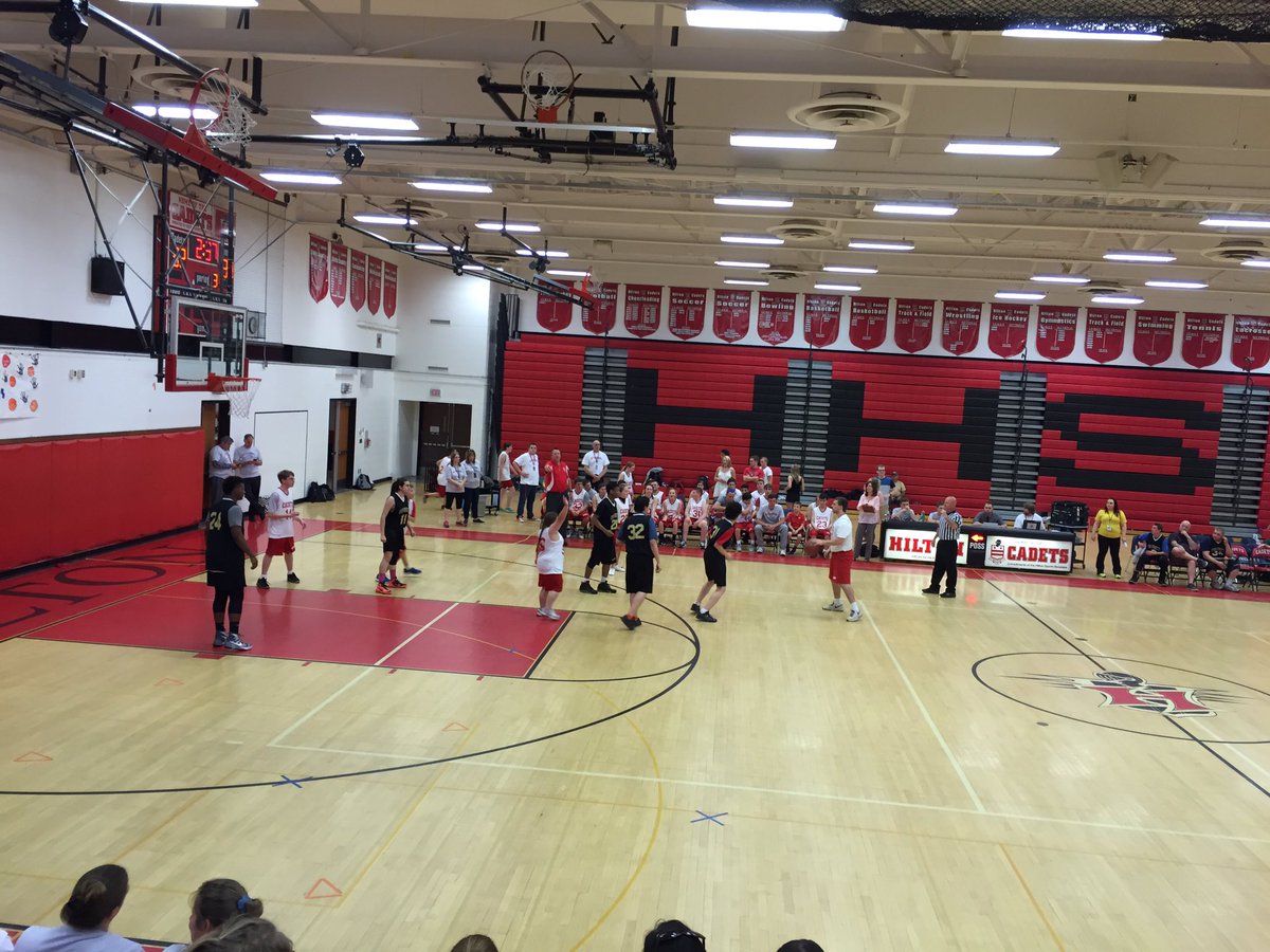 mark_hilburger's tweet photo. The last @HiltonYAC @unifiedkendets home game of the season! #gokendets https://t.co/2DKHXZaKl0