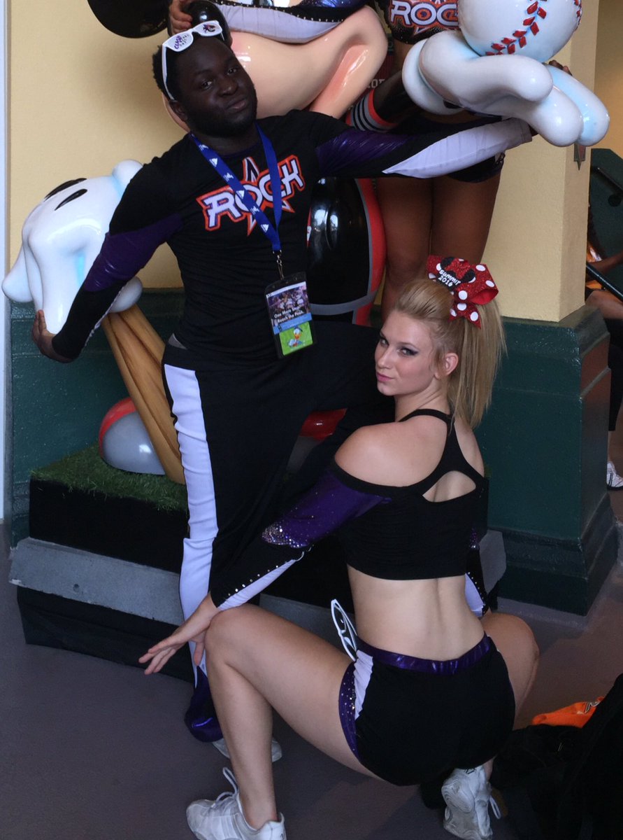 MichaelllJD's tweet photo. GOOD LUCK TO MY GIRL CASS AT HER LOUISVILLE TRYOUTS. YOURE GONNA DO AMAZING🐦❤️😍 #GoCards https://t.co/WPkgmXQ4yd