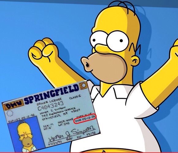 vicdom_hanson's tweet photo. Me subo al #TrenDelMeme felicitando a #HomeroSimpson por llegar a los 60 años @_maxbarraza #simpsonera https://t.co/vIQUuqT6WL