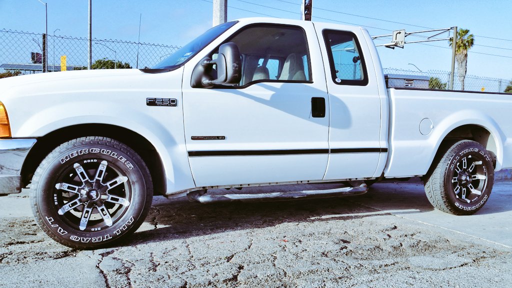 GarciaSamel's tweet photo. My #truck
#Ford7.3 #F250 #powerstroke
#California https://t.co/e0k8ZToGED