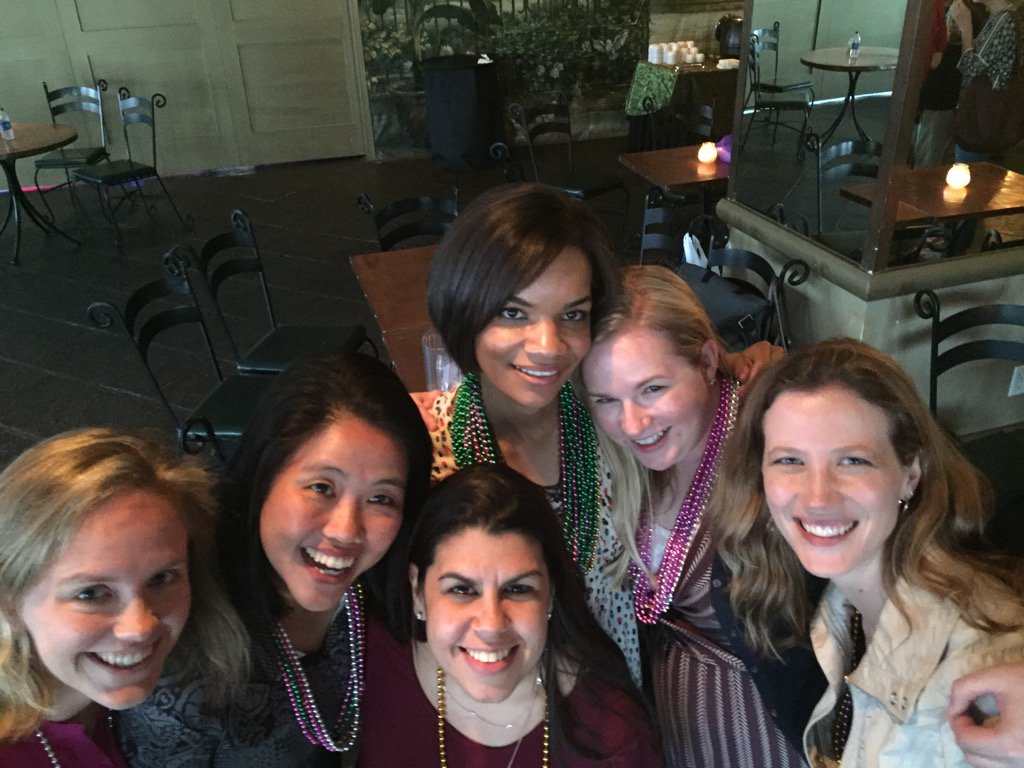 umanamd's tweet image. Awesome female EM physicians &amp;amp; educators!
“@batt_doc: Omg lady power!!! @AllaroundDoc @M_Lin @darakass @StaceyPoz https://t.co/1EqPYgZmGq”