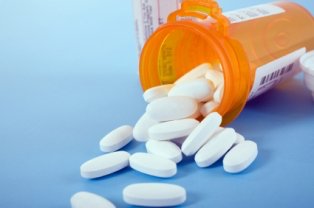 MDAlertSTAT's tweet photo. LA Times investigation questions popular drug’s effectiveness claims @latimes @nih @Forbes https://t.co/s4LRRiv022 https://t.co/6zdqQCGaC9