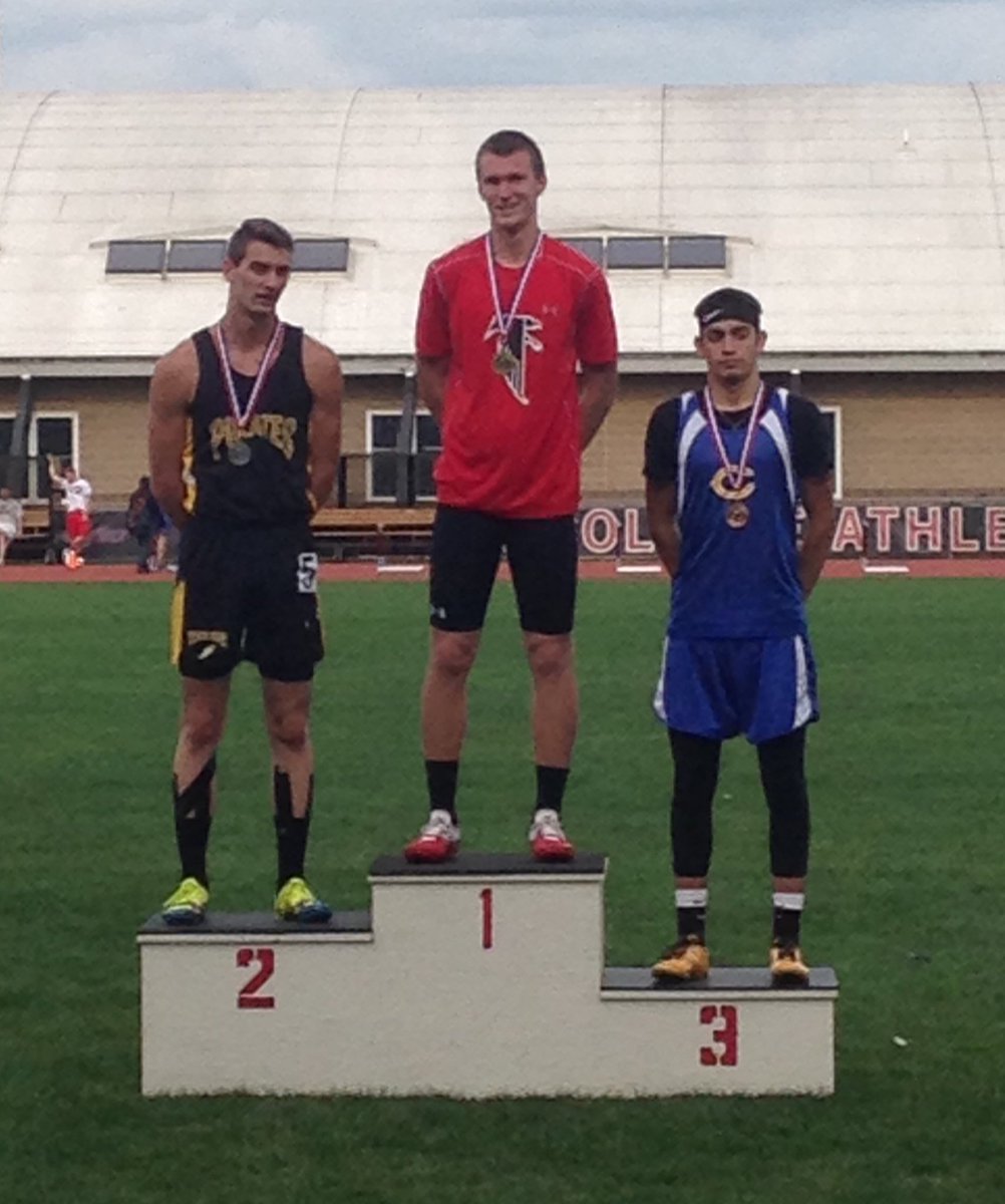 wilder5003's tweet image. Congratulations Colin Myers 400M PAC Champion ! #firelands #Falconupdate #FirelandsFalcons FirelandsBC