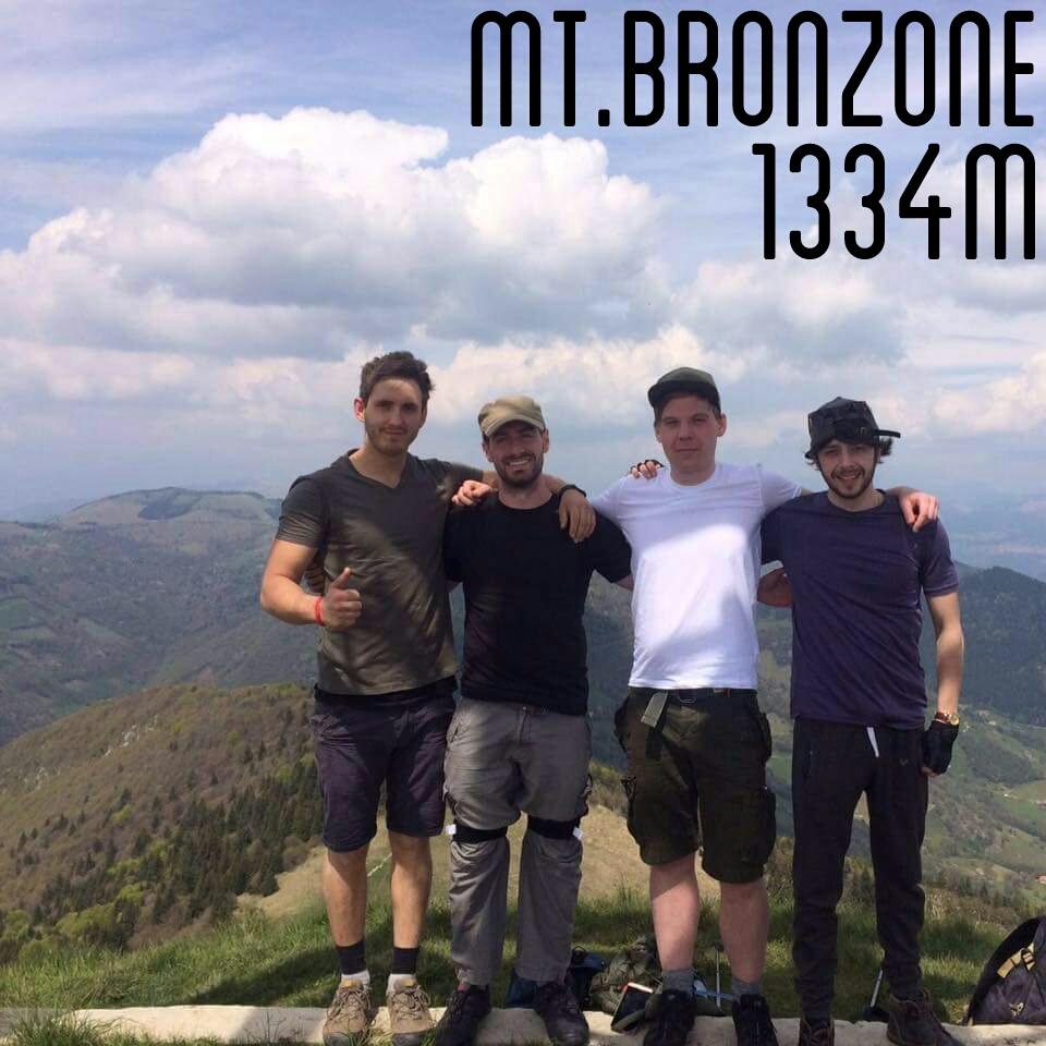 #summitsnap Italy 2016. 
Raising money for <a href="/ParkinsonsUK/">Parkinson's UK</a> this year by taking on the <a href="/TheThreePeaks/">The Three Peaks</a> 💪✊👍😬