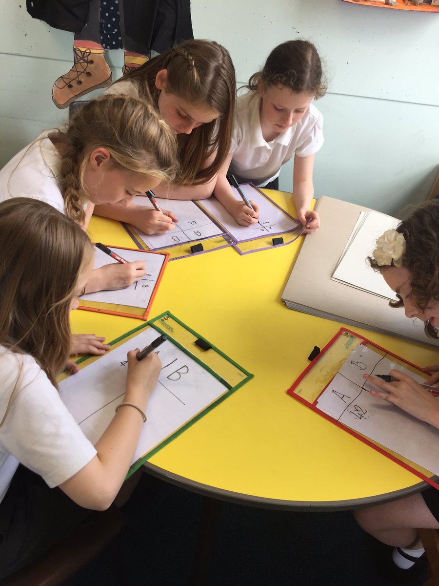 traceymurray__'s tweet photo. @traceymurray__ 
BIG maths fun..... https://t.co/OuGdX2QBkC