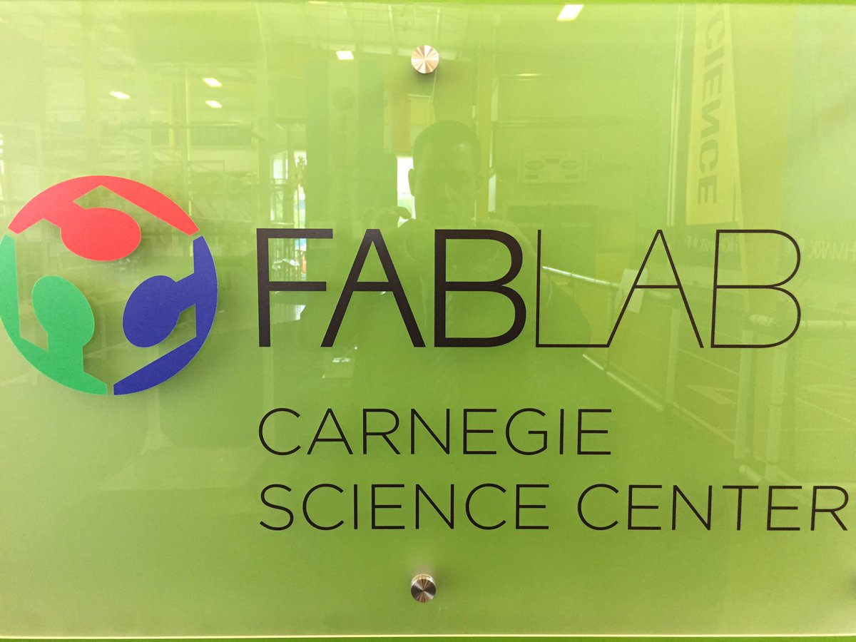 greggbehr's tweet photo. #FabSLAM w/ @DHFBaltimore at @CarnegieSciCtr @FabFndn @GwensGirlsPgh #Designing #Making #3Dprinting #RemakeDays https://t.co/FRQly60wLx
