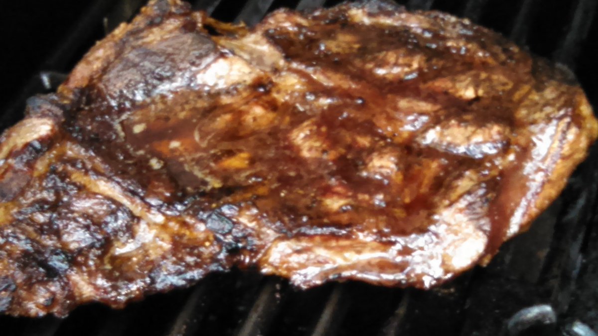 JackNales's tweet photo. I'm old school in some ways: @NCBeef ribeye #NotGrassFed is still a gold standard https://t.co/leESF039Lb