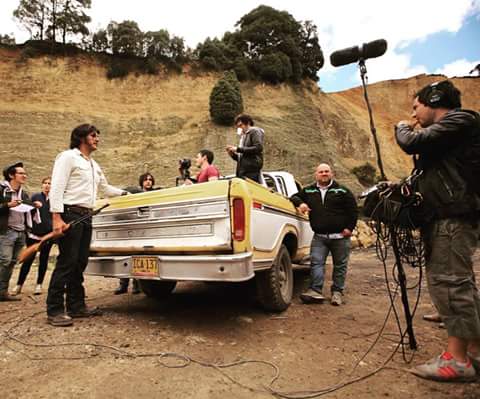 <a href="/Malos_Dias/">MALOS DIAS</a> #Gracias <a href="/andresbcine/">Andrés Beltrán</a> <a href="/ROBERTO_CANO/">ROBERTO CANO</a> #gracias <a href="/Mc_Capo/">Mc Capo</a> #actor #movie #cine #actorlife #pelicula