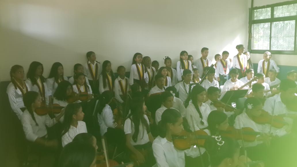 SistemBoqueron's tweet photo. #ElSistemaCumple41 Concierto Dia de las madres12/05/16  Núcleo Boquerón @SistemBoqueron @SistMon  @elsistema https://t.co/tdpBbs5GQZ