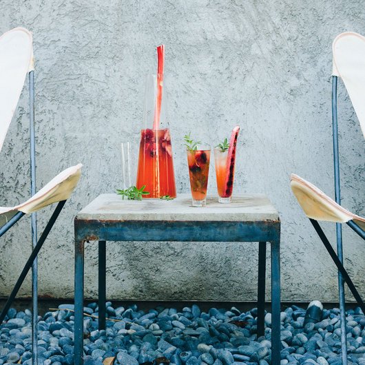 foodandwine's tweet photo. 5 things you should be grilling this summer (including doughnuts). https://t.co/KZWxWgcMlj https://t.co/w7K29pmvkO