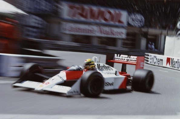 SennaImages's tweet photo. Ayrton Senna, McLaren MP4/4, Monaco 1988. #F1 https://t.co/AYuA3NU2rw