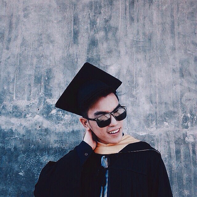 jmledesma's tweet photo. #ULS2016! 🎓 https://t.co/TK3JhPQe0I
