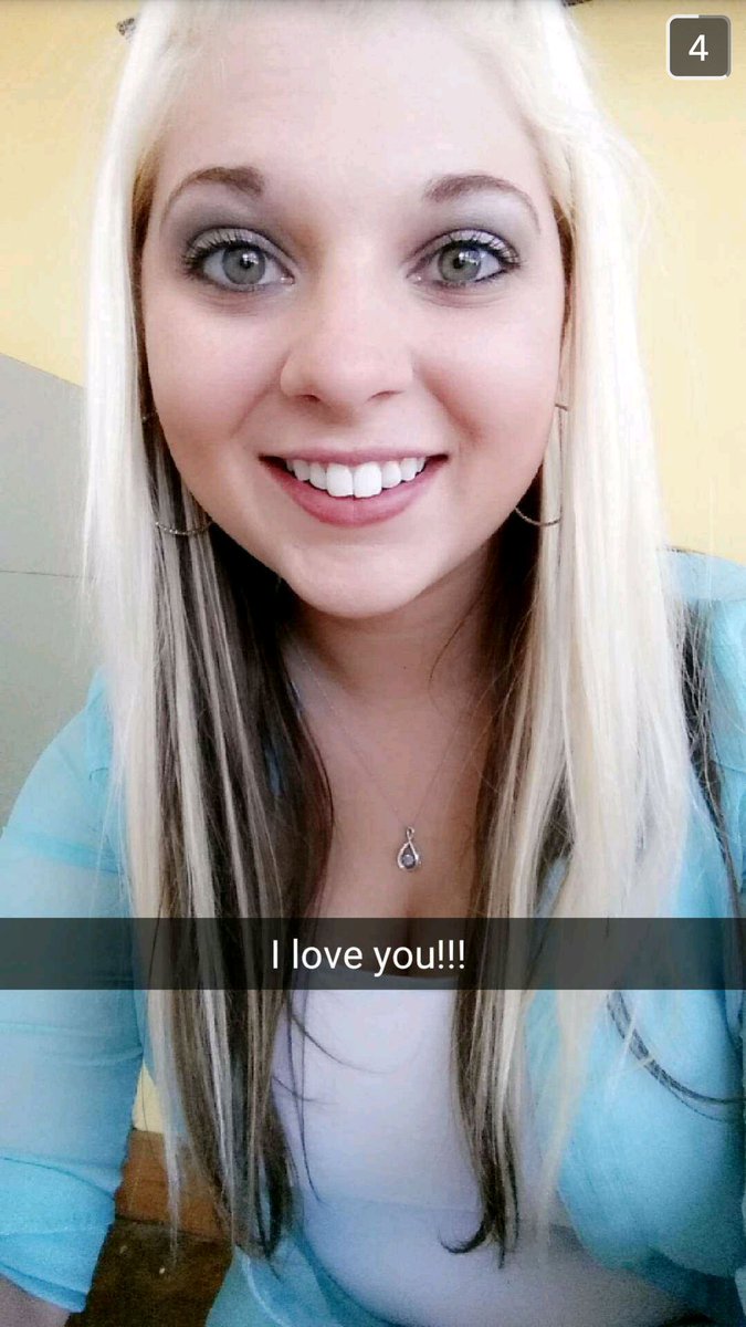 Bowhunter1213's tweet photo. I've never seen a more beautiful girl in all my life! Love you too gorgeous!! @Brookiew1234 https://t.co/OY0yfcprR3