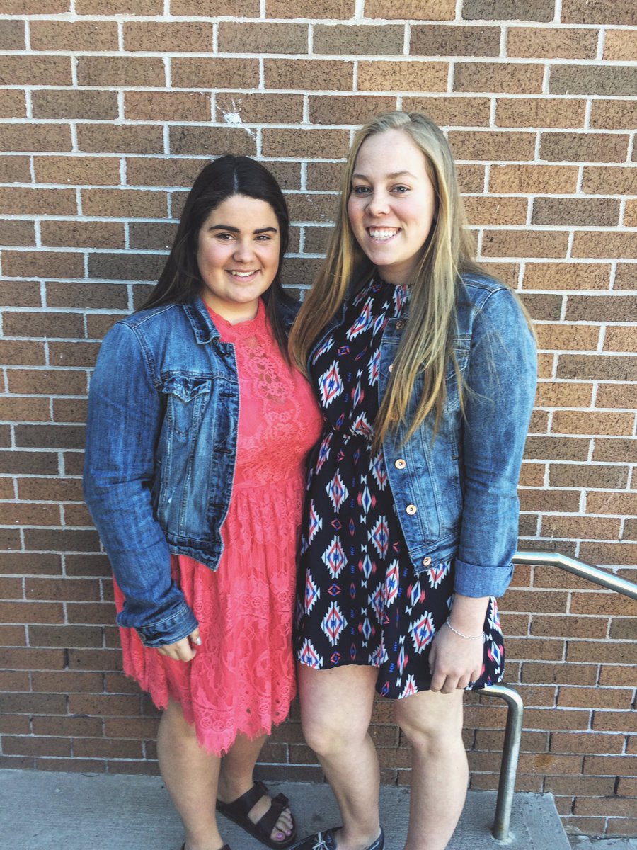 brit_jen4coprez's tweet photo. The girls with the smile will go the extra mile! Vote Brit and Jen! ☺️ https://t.co/x6jlhl10Z0
