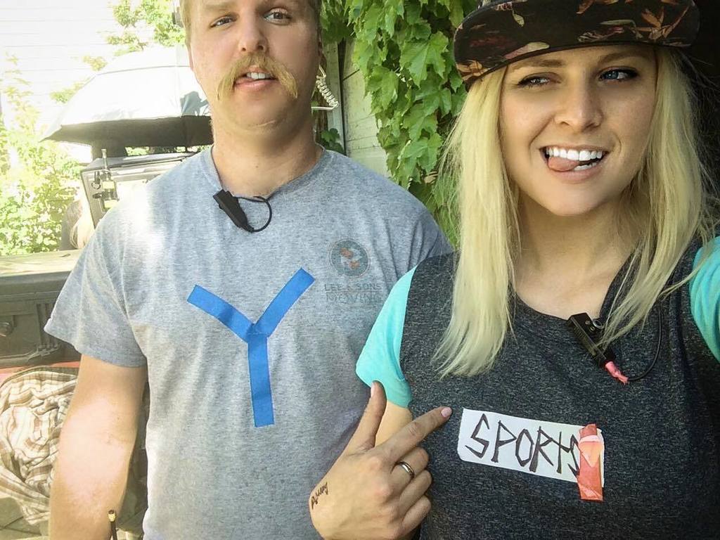 NowByu's tweet photo. At https://t.co/IdGJoiIkRX -- HOORAY FOR TEAM! ⚽️🏓🏐🎱⛳️🎾⛸🏈🏀⚾️🎿
#hockey #sportsball #SetLife #cameradept #BYU #NoIde… https://t.co/qiOFTS6ezw