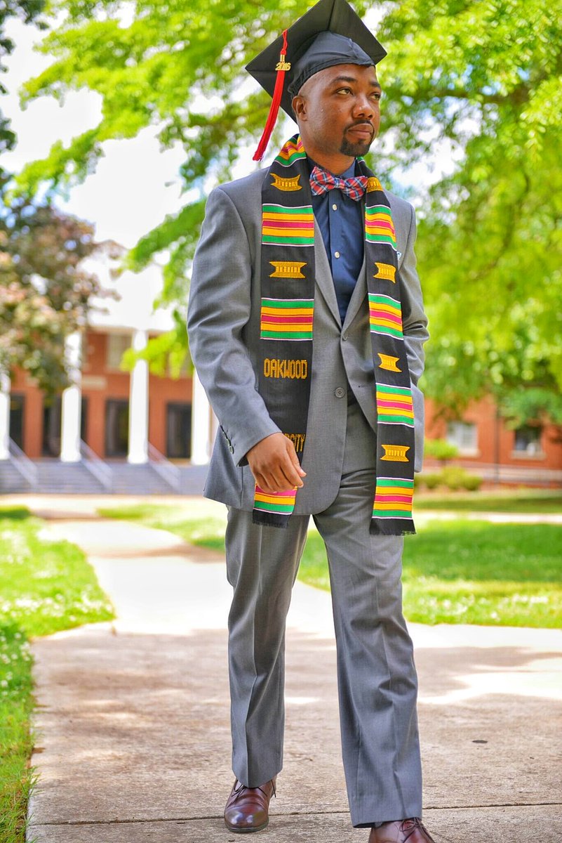 JnLesBoyer's tweet photo. Feels good to have gotten this far #collegeGrad #blessed #checkpoint #OU16 #praisethelord https://t.co/PAqgGYiNLh