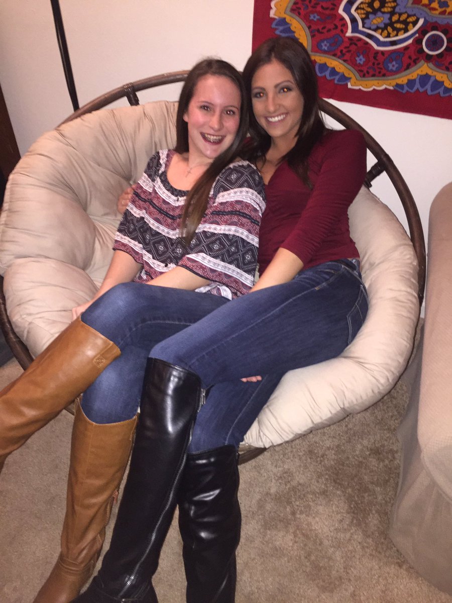 jesshud18's tweet photo. #SHYSS post bc I'm missing some of my favorite psistas a little extra tonight 💜 @macaylacopeland @bconner96 https://t.co/Kztj0pFJJW