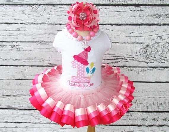 PinkieFanClub's tweet photo. #pinkdaisyboutique #firstbirthdayoutfit #birthdaytutu #ribbontutu #pinkiepie by https://t.co/B0TU6UfKlJ https://t.co/n6byLYSWHa