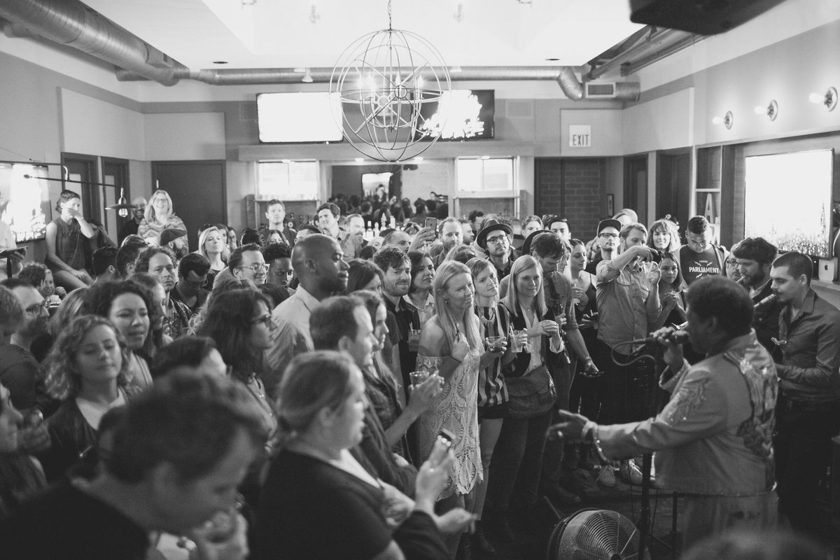 HumHummusic's tweet image. We were in complete awe of you last night @Charles_Bradley!  Thanks for sharing your gift with us.  #ARBar