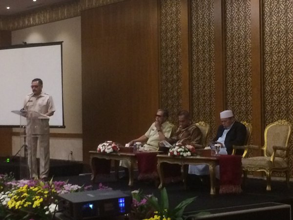 rappleridntimes's tweet photo. Forum ini menyebut Simposium 65 dan pembongkaran kuburan massal sbg tanda kebangkitan PKI. @febrofirdaus https://t.co/6bWO4Q8Dut