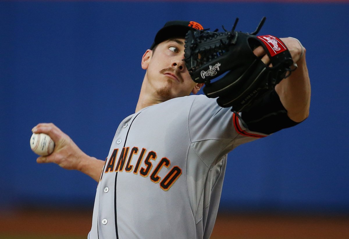 NBCSports's tweet photo. Report: Tim Lincecum’s best options are @whitesox, @Angels, and @SFGiants. https://t.co/Vu9wuhF8jp https://t.co/6ipiv5hdom