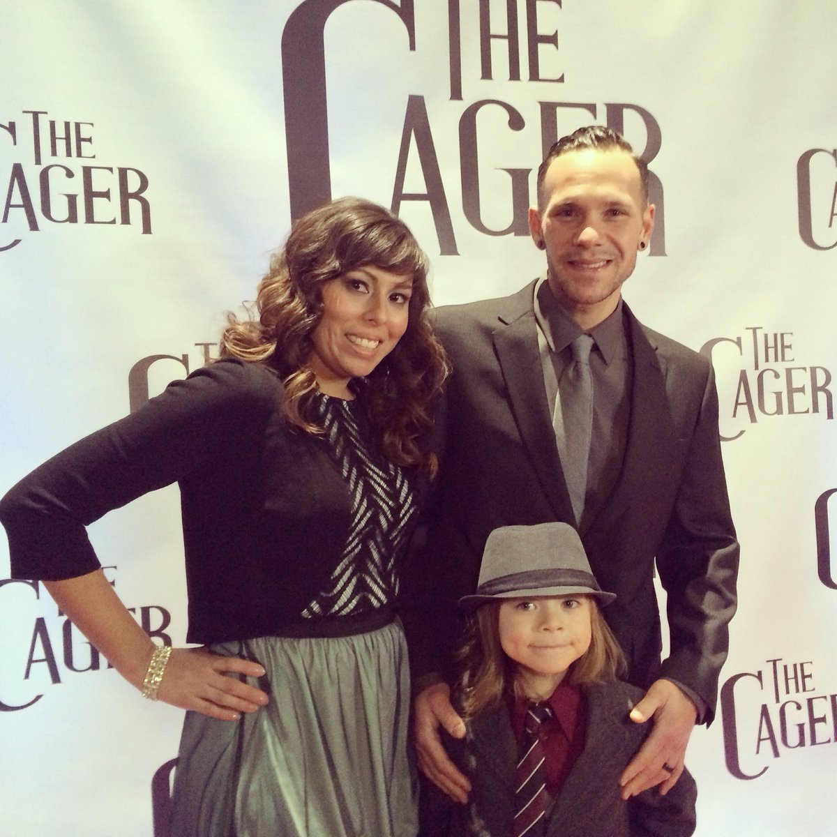 Deacon_Hayward's tweet photo. #tbt to my first red carpet with my parents. #RedCarpet #thecager #actorslife #childactor #shortfilm https://t.co/rVvfDniU6k