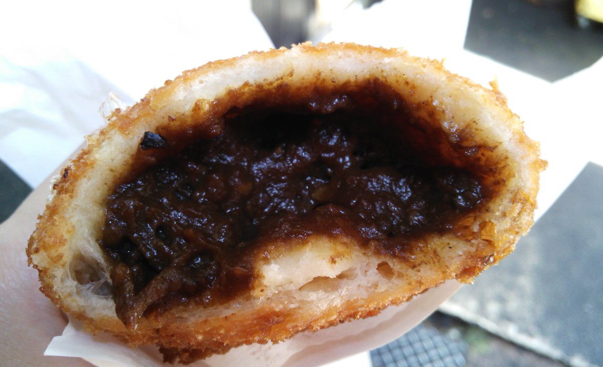 ティコ 豊福 浅草 黒毛和牛カレーパン290円 数量限定のスパイシーカレーパン 辛口 は売り切れ 甘くてコクのあるカレーパンで美味しかった ティコ 豊福 浅草 黒毛和牛カレーパン290円 数量限定のスパイシーカレーパン 辛口 は売り切れ 甘くてコクのあるカレーパンで美味しかった