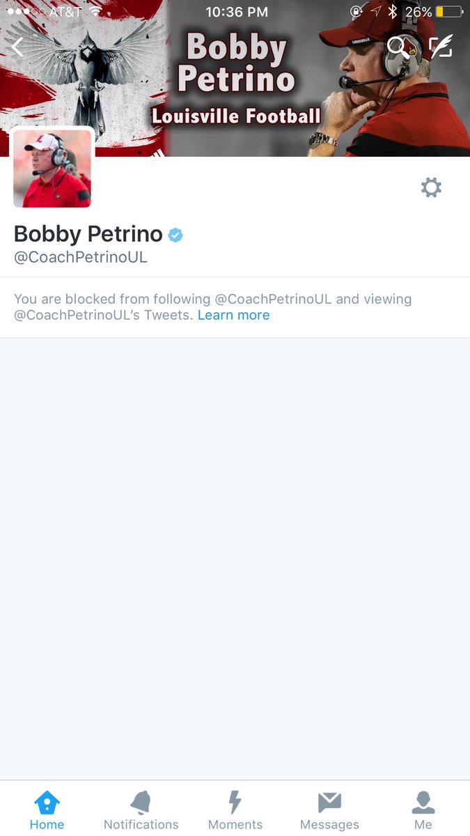 KAlexanderr_'s tweet photo. #IWasBlockedFor telling him how I felt after the Clemson Game 2 years ago. Lmaoo https://t.co/WgqHbeQBHR