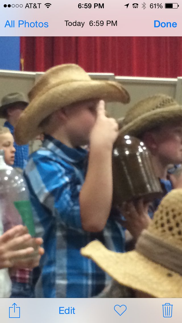 CIS 4th graders performed a "Sourdough Mountain" concert where straw hats and jug playing happened. Fun evening!